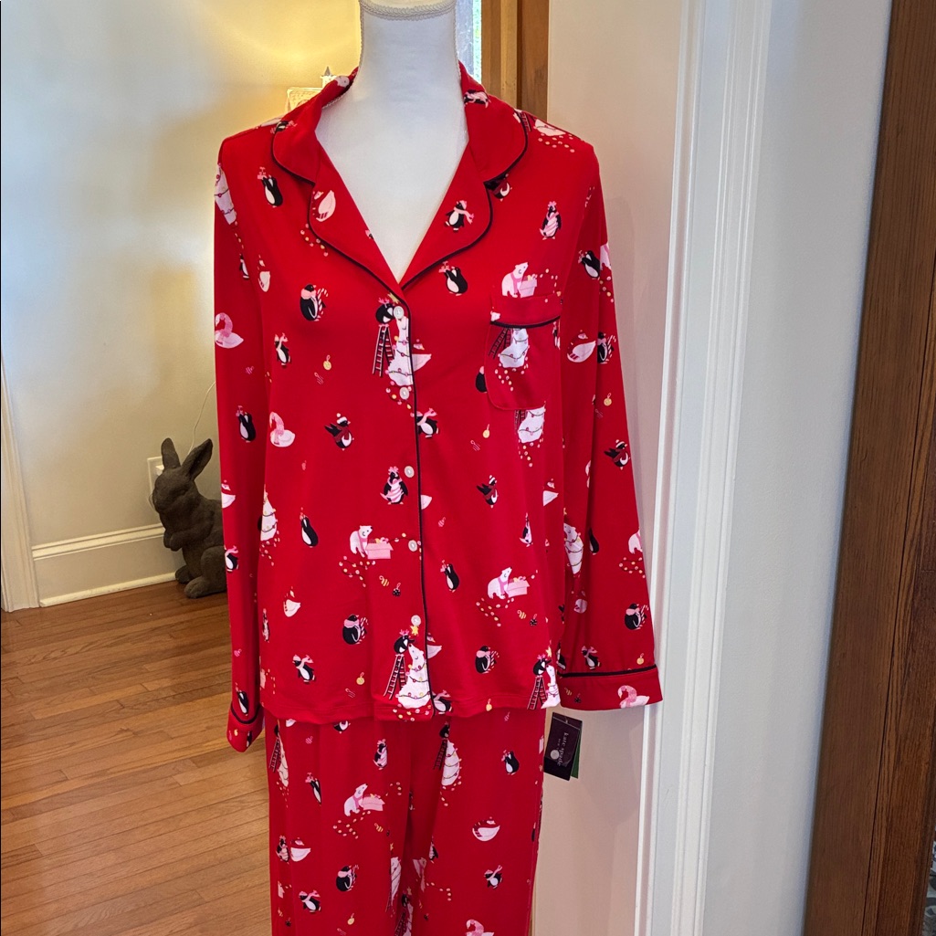 Kate Spade Red Pajama Set With Penguin And Polar Bear Design Winter